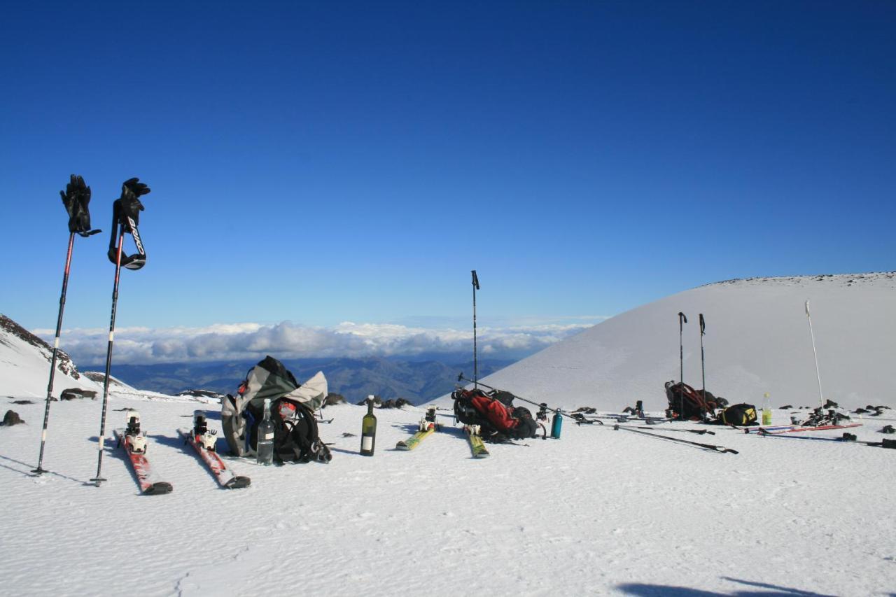 Вилла Rifugio Il Ginepro Dell'Etna Лингуаглосса Экстерьер фото
